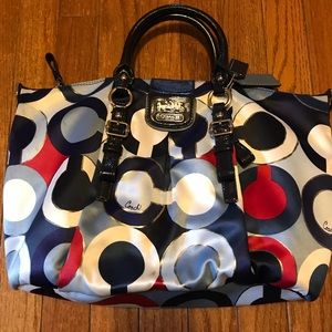 Authentic Coach shoulder bag